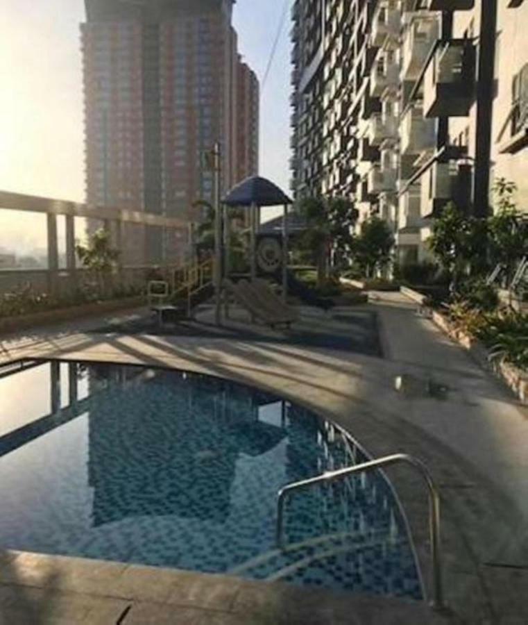 5H Tower C Manhattan Heights Cubao Qc Apartment Manila Exterior photo